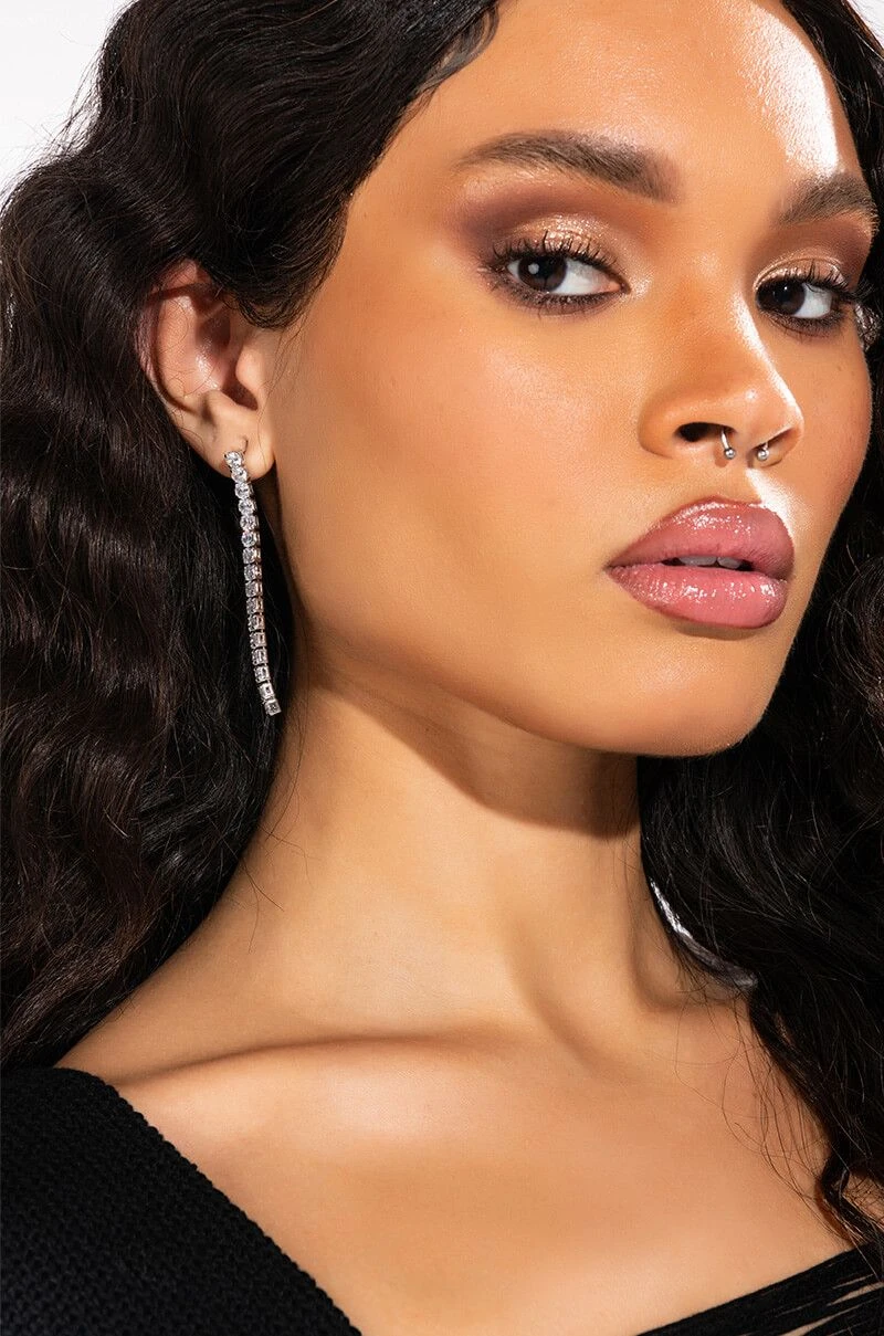 DROP IT DOWN LOW RHINESTONE EARRING 5 DROP IT DOWN LOW RHINESTONE EARRING - Image 3